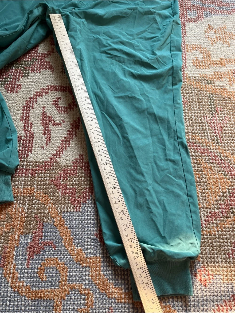 FIGS FREEx Zamora Jogger Scrub Pants Size L Green Pink Drawstring EUC
